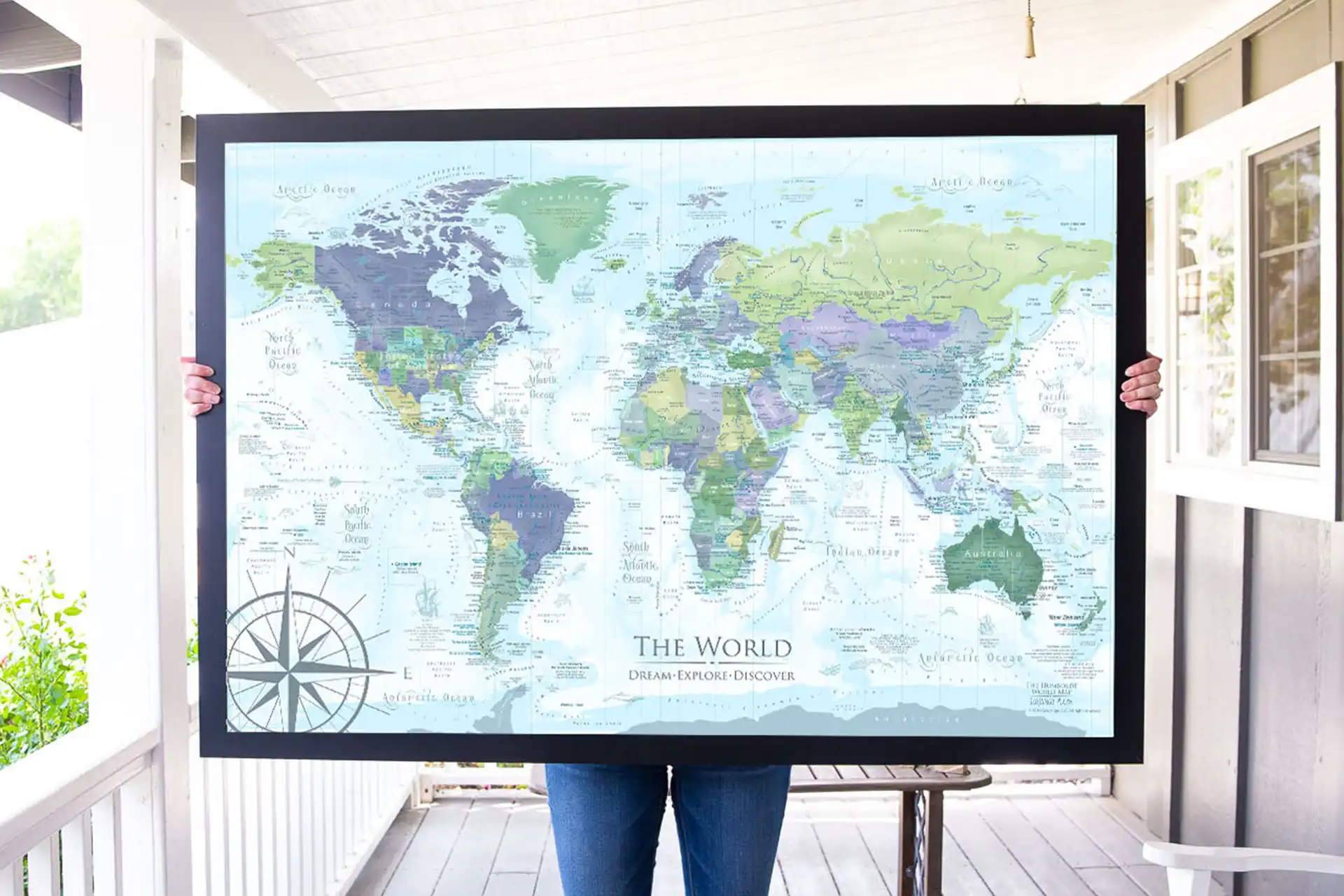 world map push pin