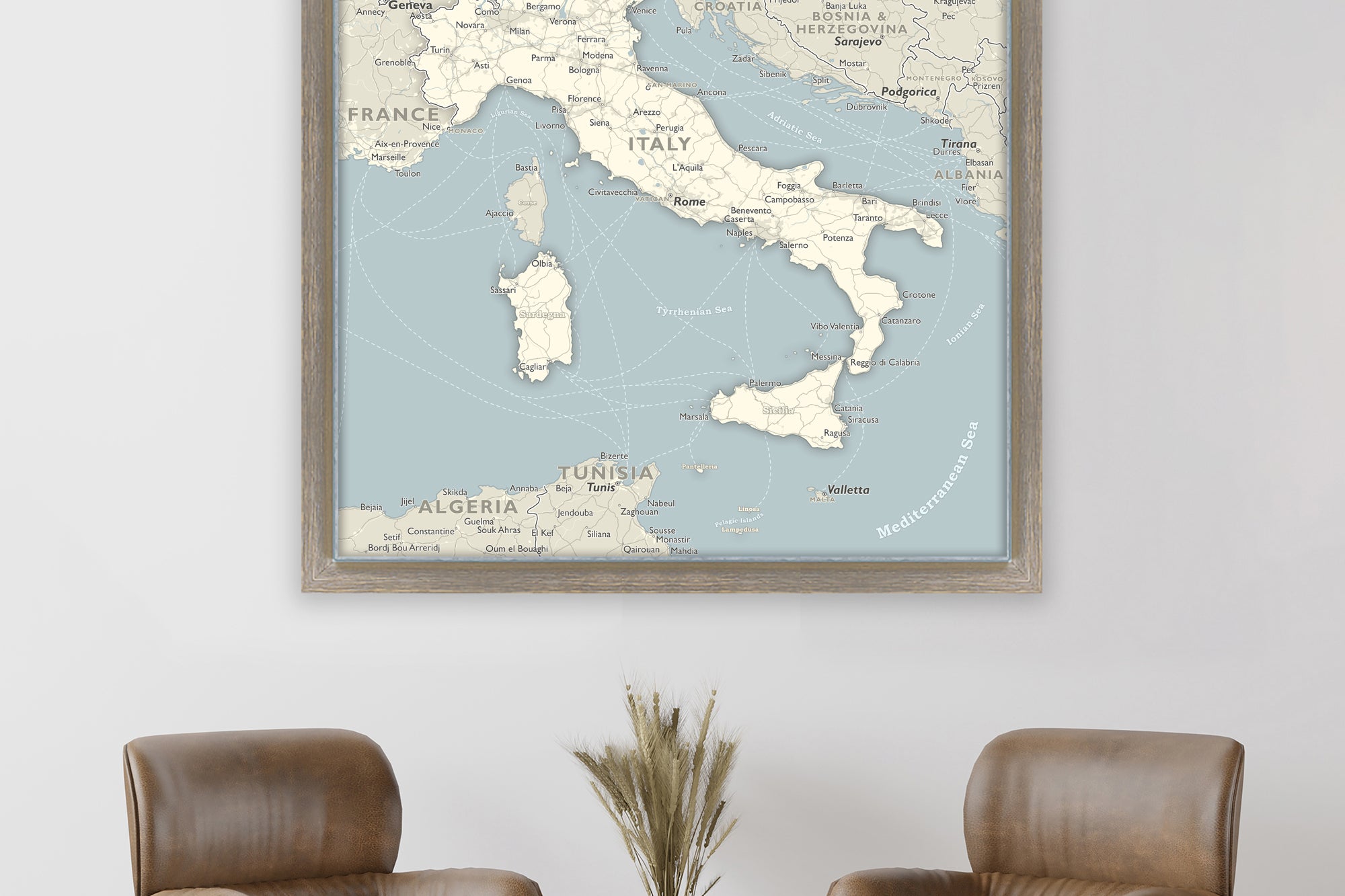 Large map of Italy for wall