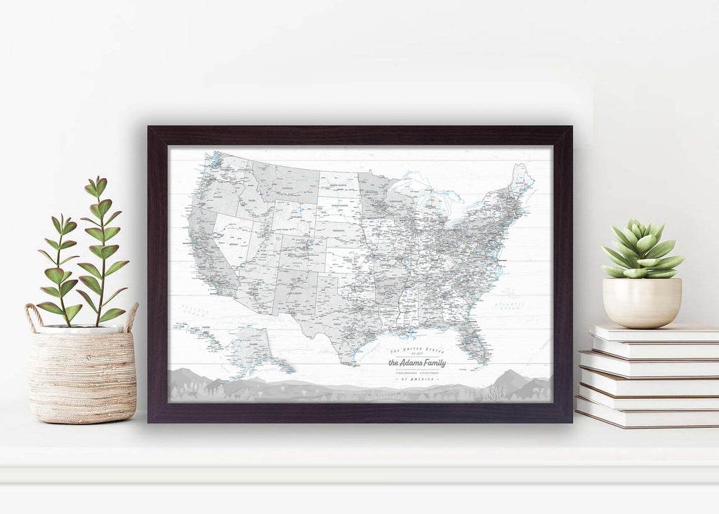 US travel map with pins