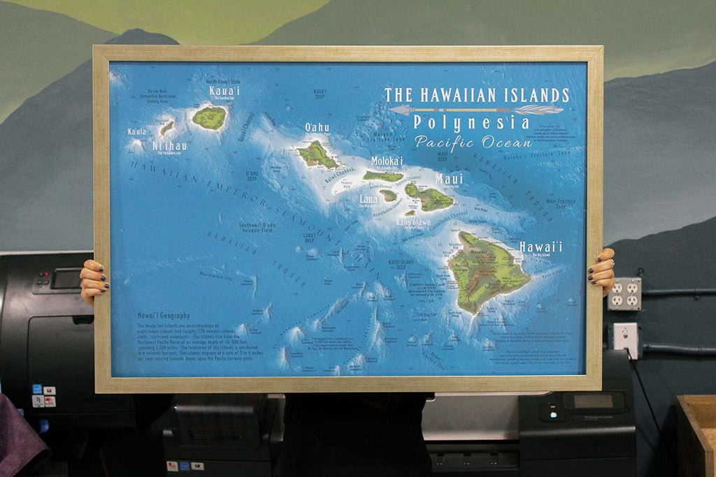 map of hawaii with gold frame