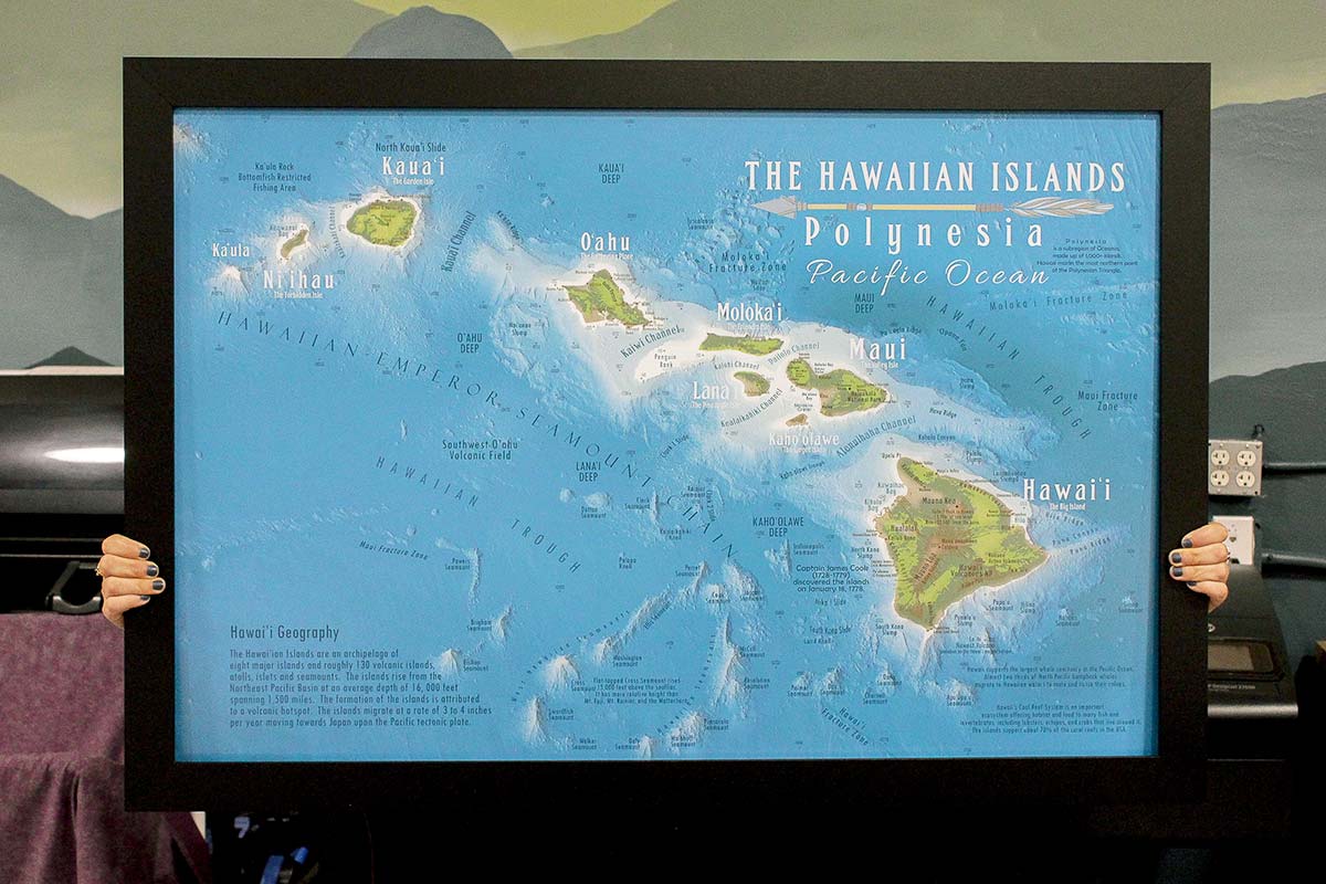 hawaii state map with black frame